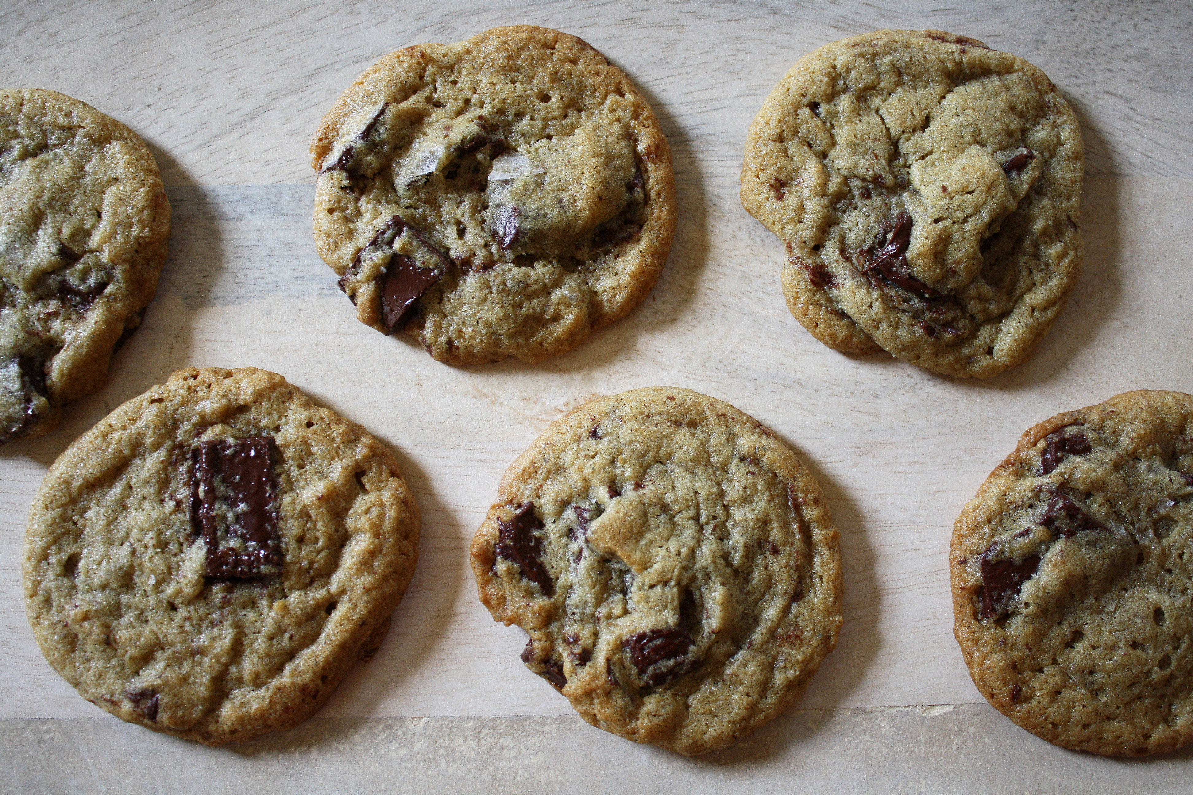 tahini chocolate chunk cookies