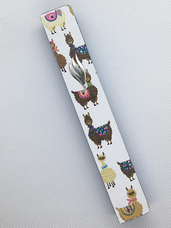 llama mezuzah