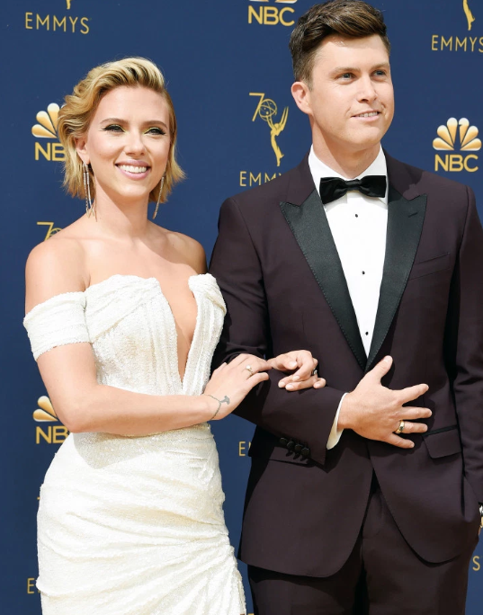 scarlett johansson colin jost