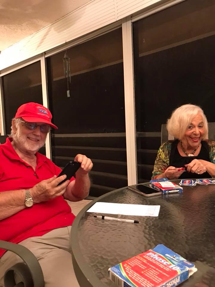 grandparents playing uno