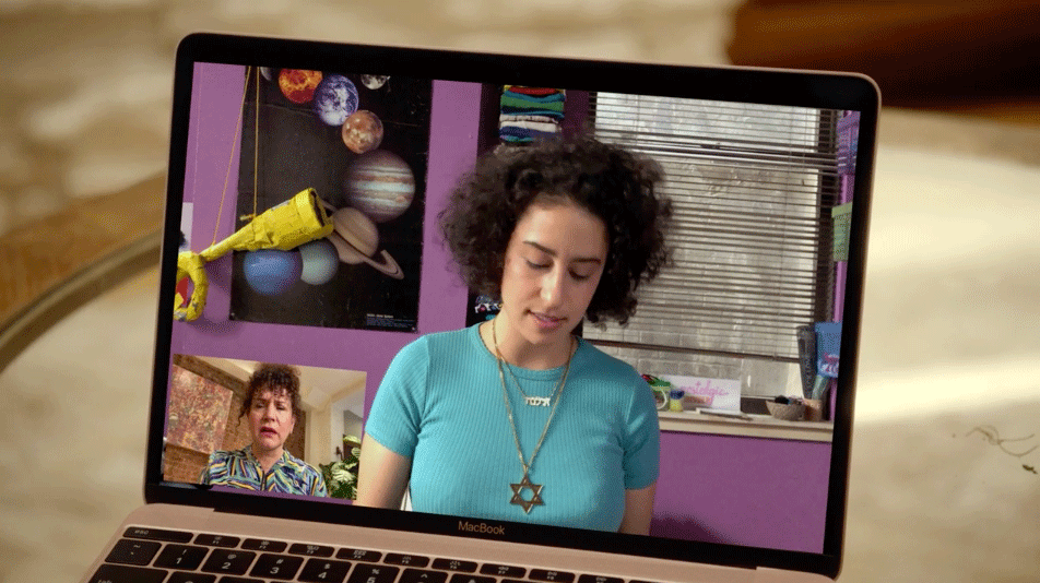 broad city lost and found jewish necklaces