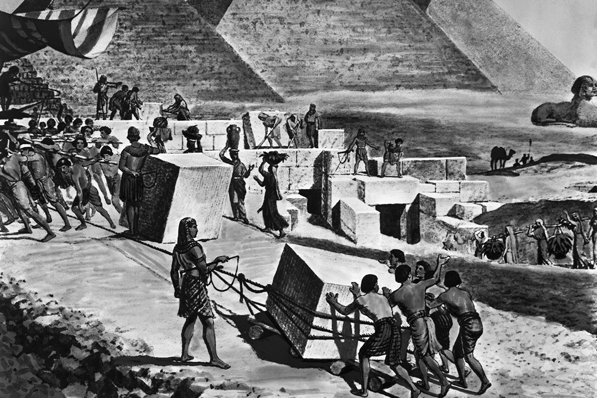 ancient israelites building pyramids in egypt