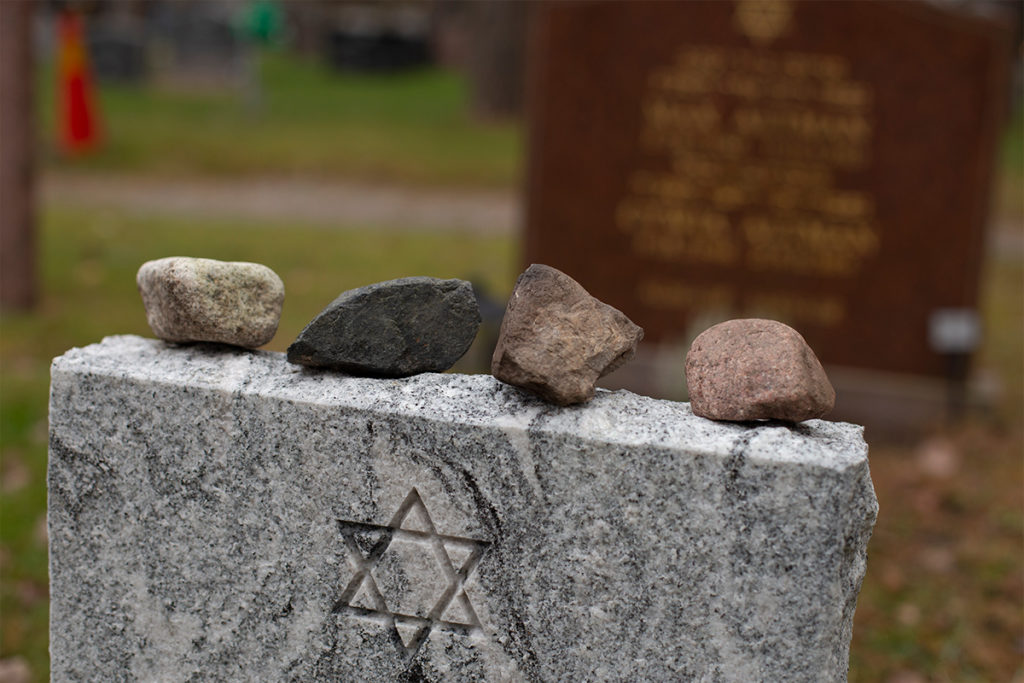 Memory Eternal Jewish Ritual The Powerful Jewish Ritual That Connects Me to My Ancestors - Hey Alma
