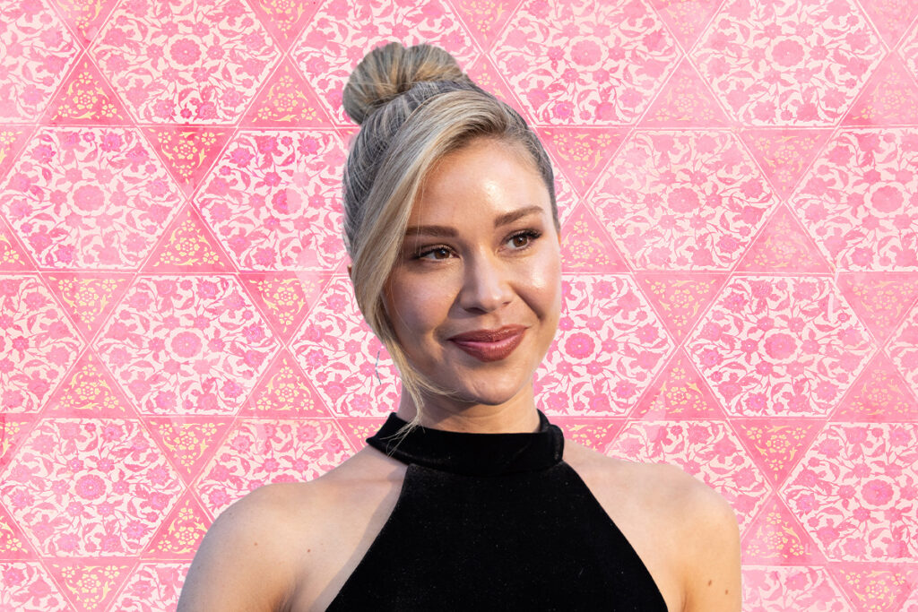 Former Bachelorette Gabby Windey Might Convert to Judaism - Hey Alma