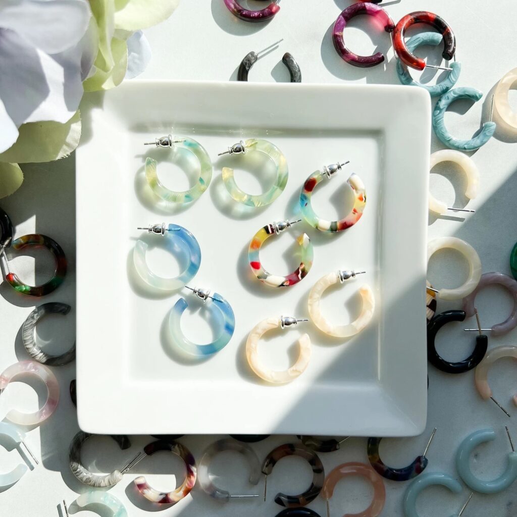 3-Pair Set Mini Tortoise Shell Hoops by FennaandFei (Etsy)
