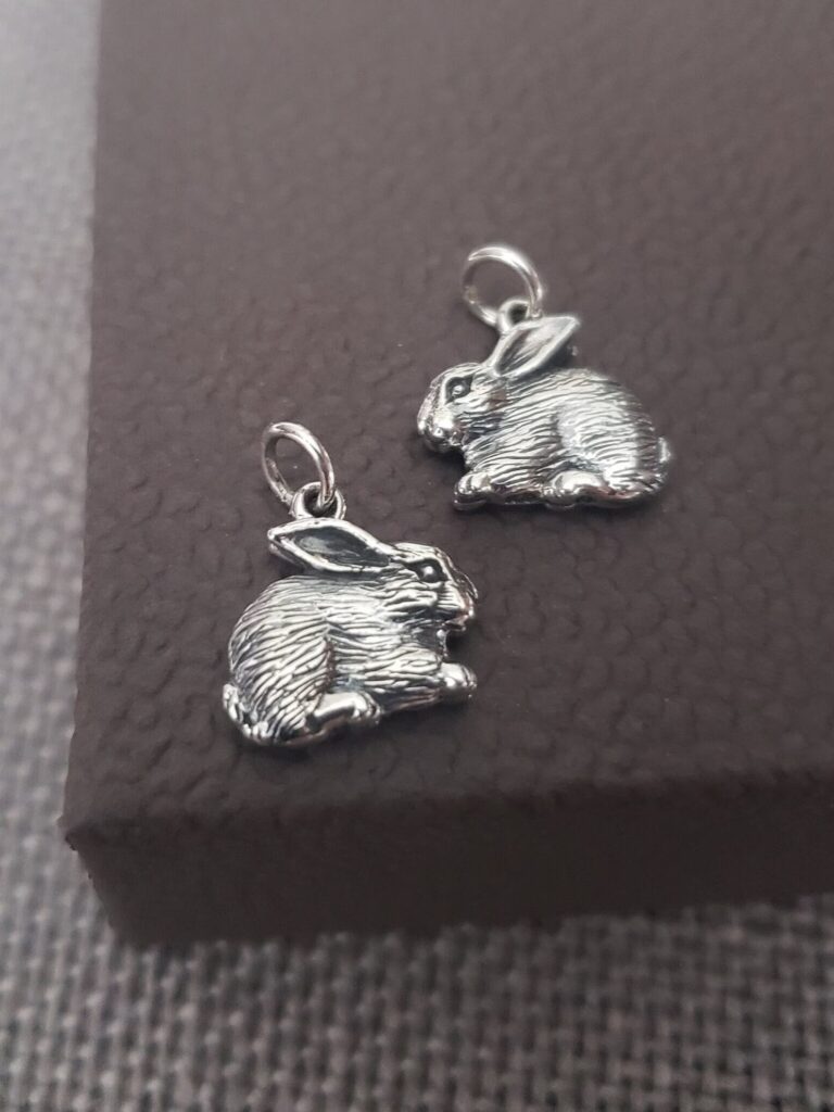 Realistic Bunny Rabbit Charm by rsksupply (Etsy)