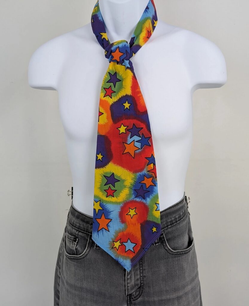 Oversized Starburst Clown Necktie by skirtinonby (Etsy)