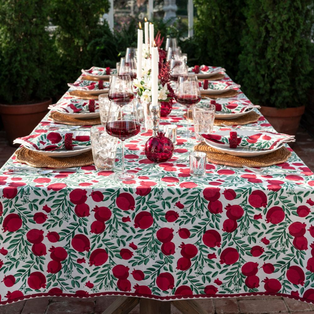 Pomegranate Vine Tablecloth (Pomegranate Inc.)