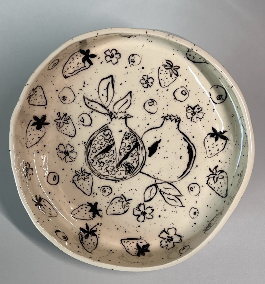 Pomegranate Ceramic Serving Bowl (CeramicsVikaMartin on Etsy)